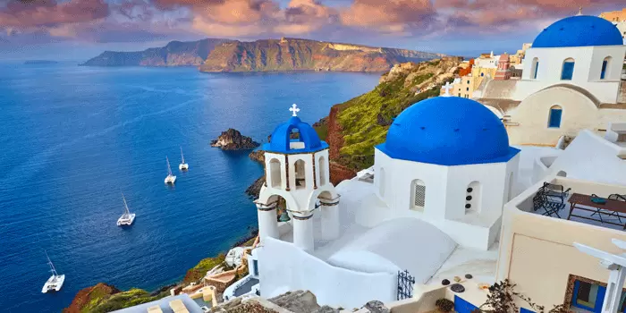 Destinasi-Wisata-Santorini,-Yunani-Yang-Romantis-dan-Eksotis