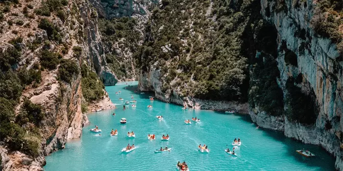 Verdon-Gorge-Danau-Tercantik-Prancis-Bak-Keindahan-Surga