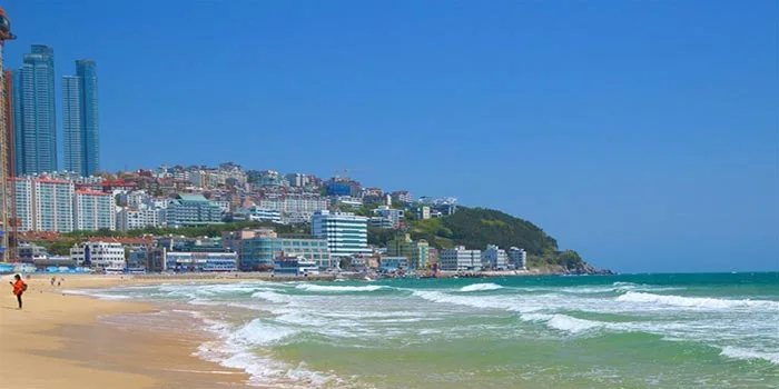 Pantai-Haeundae-Destinasi-Wisata-Terbaik-Saat-Liburan-Musim-Panas