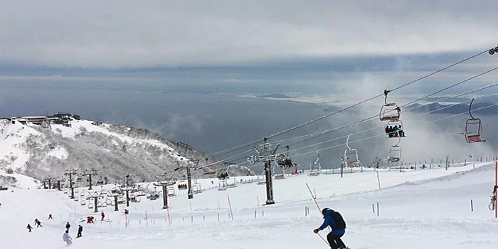 Biwako-Valley-Destinasi-Wisata-Favorite-Untuk-Anak-Muda-Di-Jepang