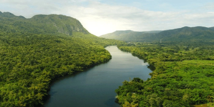 Wisata-Alam-Yang-Indah-Dan-Asri-Di-Kalimantan-Utara