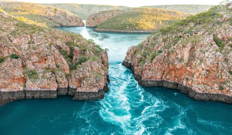 Horizontal Falls, Australia Pesona Air Terjun Horizontal Memukau